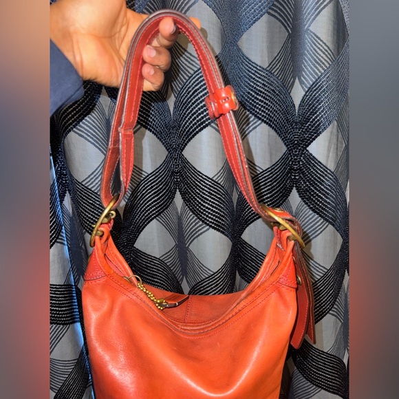 Coach Bleecker Bucket Bag - Picture 5 of 16